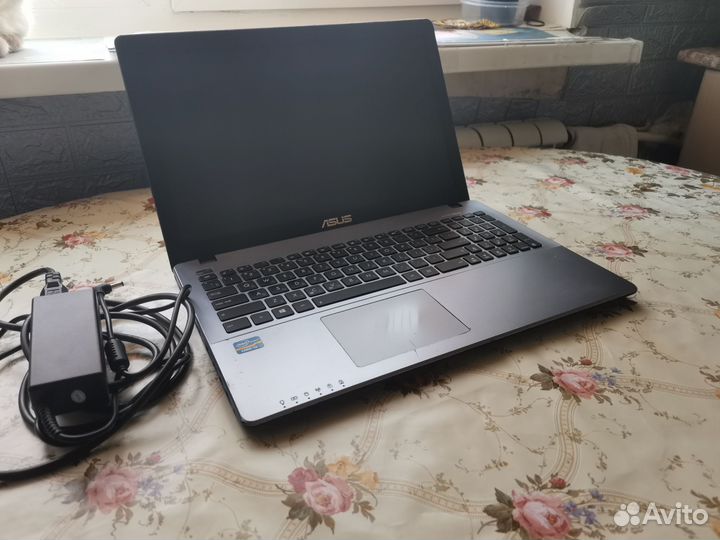 Asus x550c