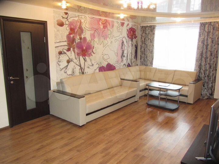 2-к. квартира, 63 м², 8/18 эт.