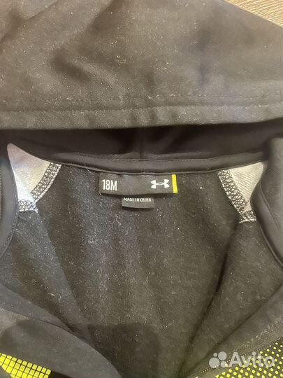 Костюм детский и кроссовки