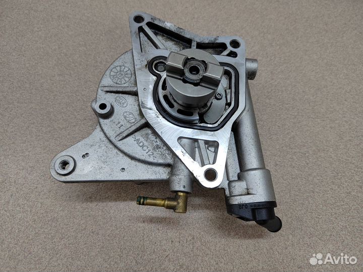 Вакуумный насос Hyundai / Kia D4HB 288102F600