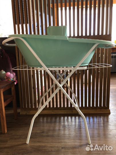 Ванна с подставкой