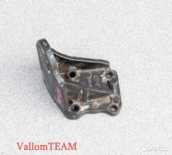 Лот SD3-155-3 Опора двигателя гидроцикла BRP RXT 2