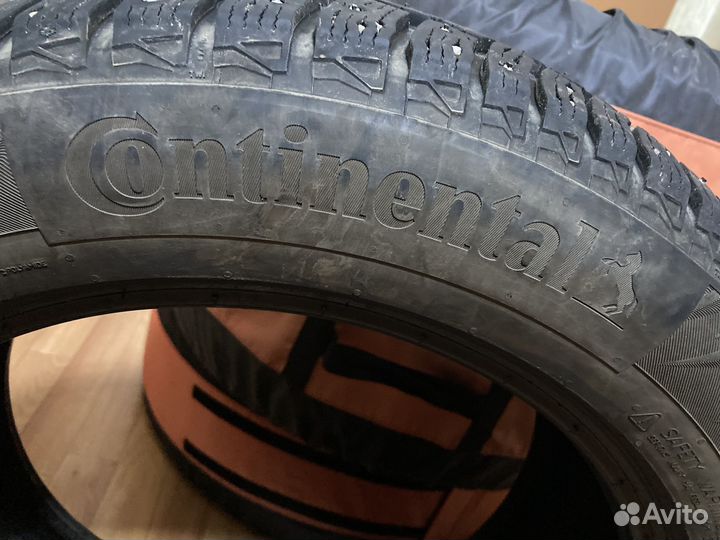 Continental IceContact 3 SUV 235/55 R17 103