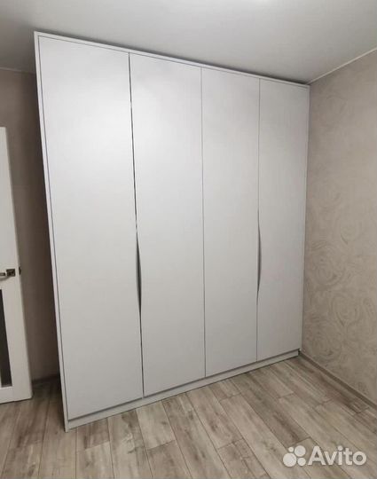 Шкафы на заказ распашные