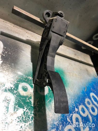 Педаль газа Mercedes-Benz Ml W164