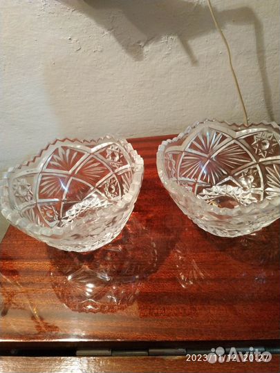 Хрустальные вазочки конфетницы