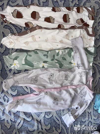 Боди слипы чепчики штанишки