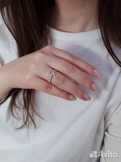 Кольцо с бриллиантами золотое