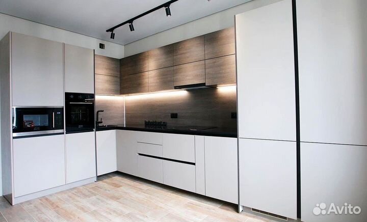 Кухня угловая на заказ.мдф фасады