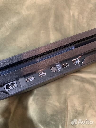 Игровая приставка ps4 pro 1tb