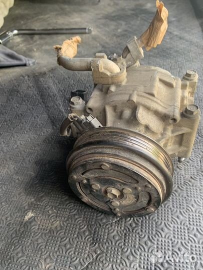 Компрессор кондиционера toyota