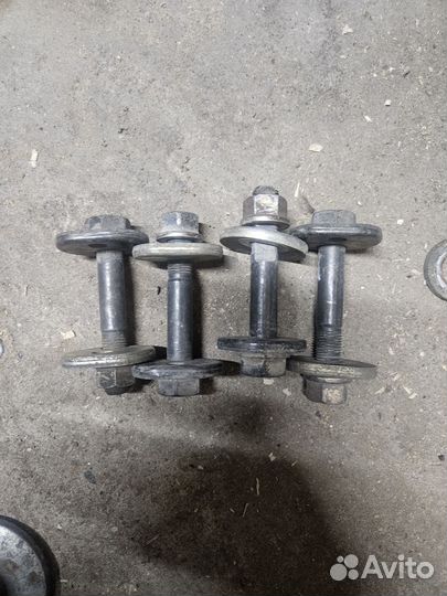 Болт развал схождения