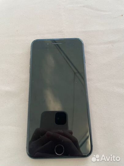 iPhone 8 Plus, 64 ГБ