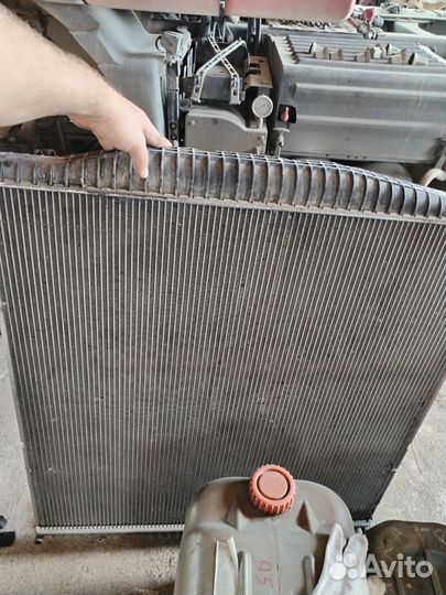 Радиатор охлаждения volvo fh