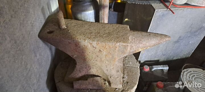 Кузнечная наковальня 100кг имперских времен