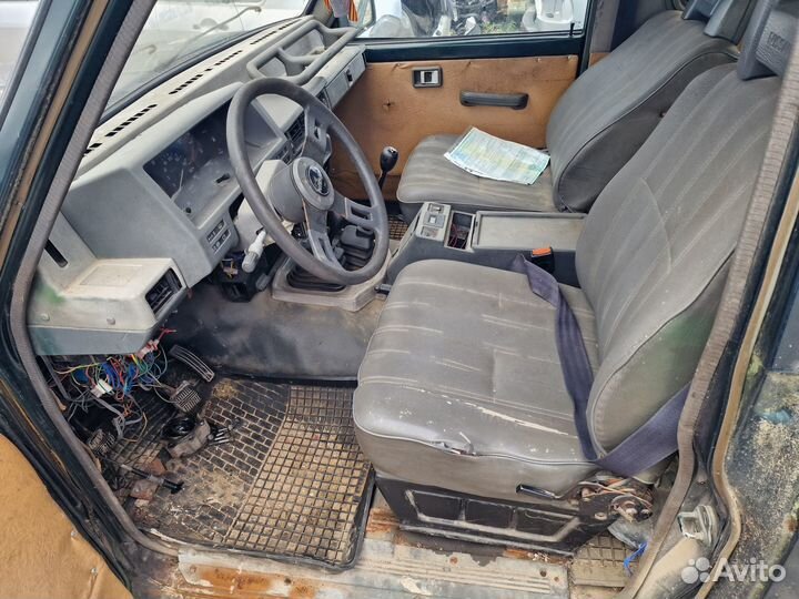 В разборе Nissan Patrol K160 / K260 2.8 TD МКПП