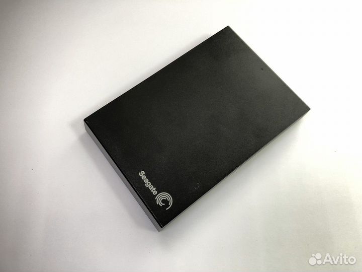 Переносной жесткий диск Seagate SRD00F1