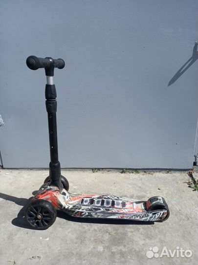 Самокат детский трехколесный складной