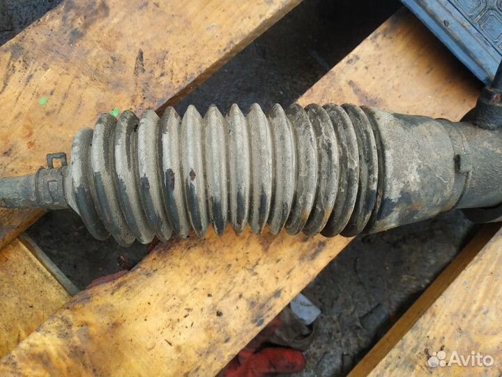 Рейка рулевая Mitsubishi Pajero