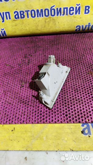 Стоп сигнал дополнительный Nissan Almera