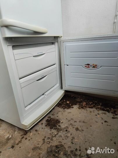 Холодильник атлант бу