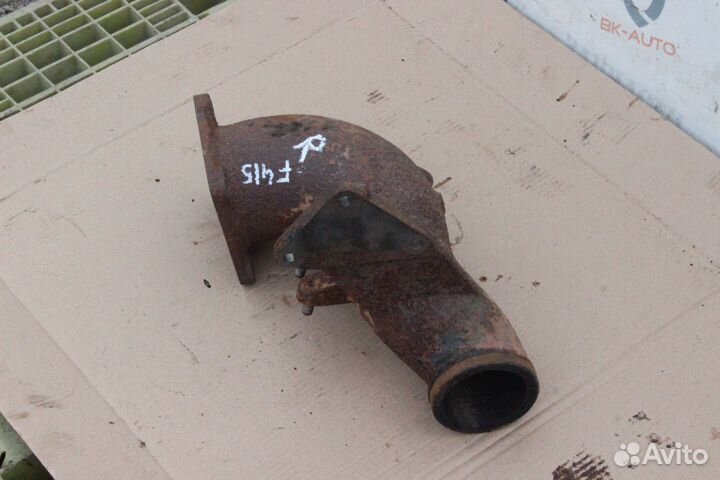 Колено глушителя правая сторона Mitsubishi Fuso