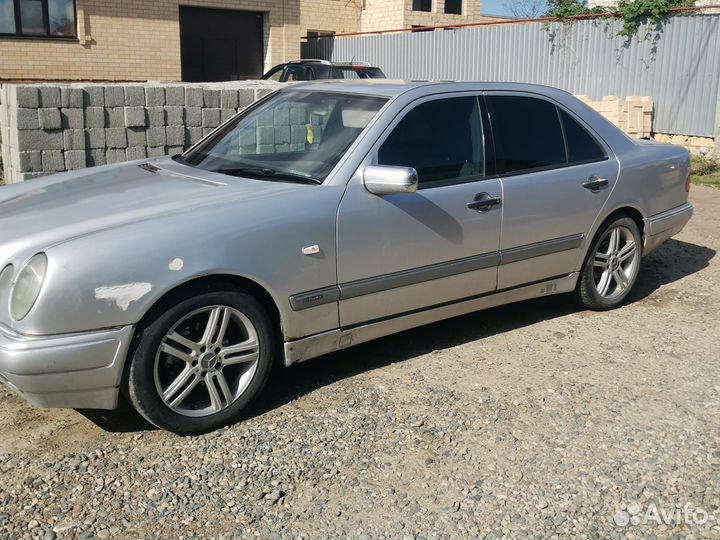 Mercedes-Benz E-класс 2.3 AT, 1997, 530 000 км