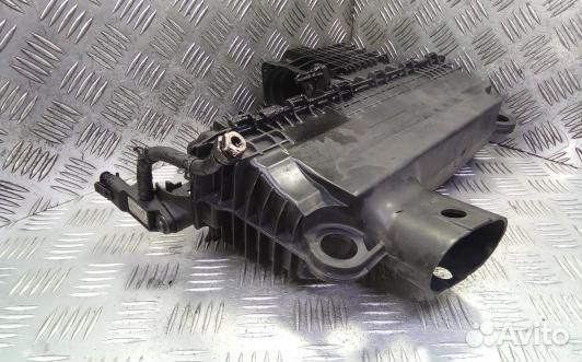 Корпус воздушного фильтра dacia logan 1 (6AR18YF01