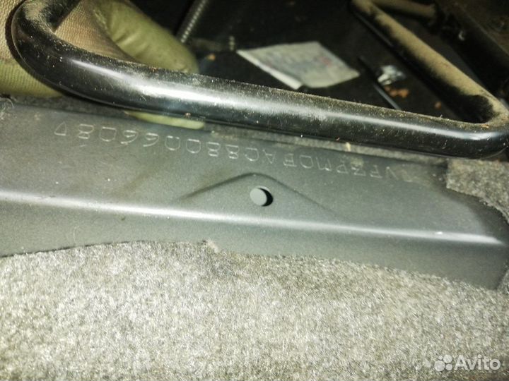 Разбор на запчасти Peugeot 107