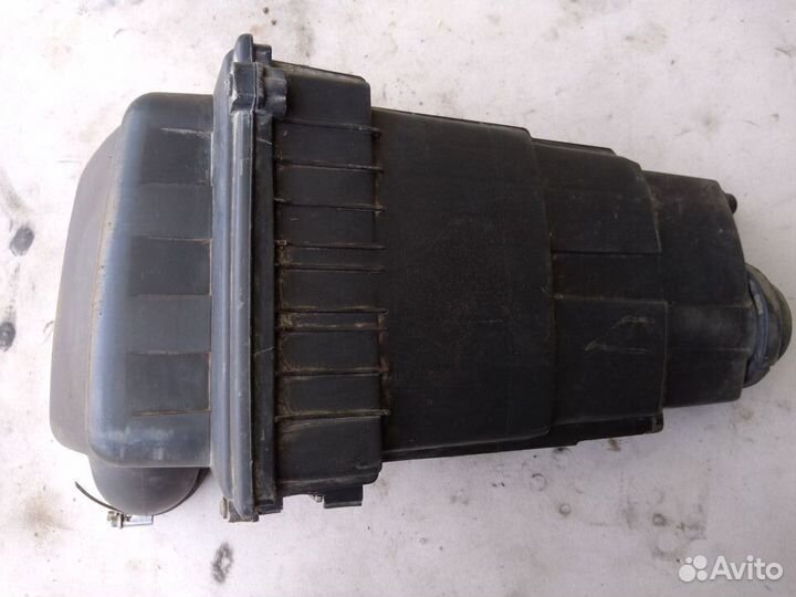Корпус водушного фильтра Citroen Xsara 2000-2005