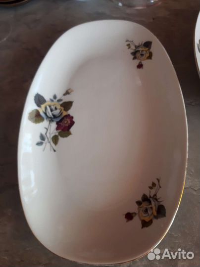 Блюдо фарфор