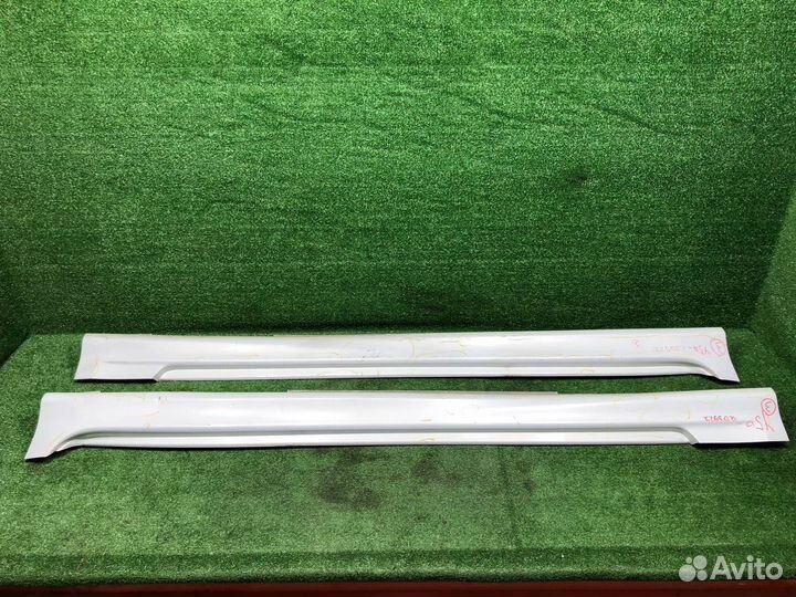 Накладки порогов Nissan Fuga Y50 PY50 PNY50