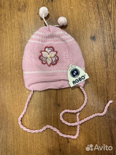 Шапка с завязками для девочек