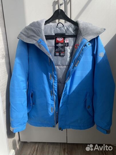 Куртка для сноуборда женская