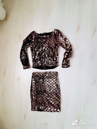 Костюм женский