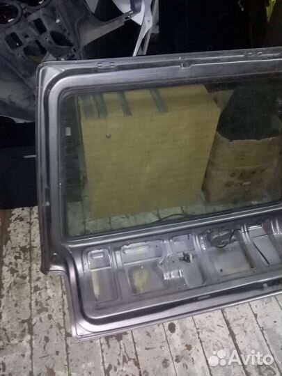 Крышка багажника Опель Кадет хечбек