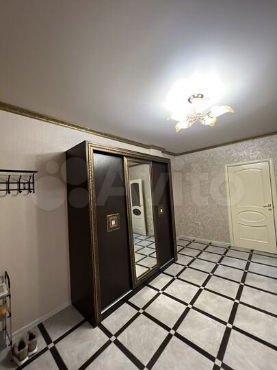 2-к. квартира, 86,6 м², 1/9 эт.