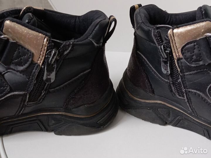 Ботинки для девочки 28