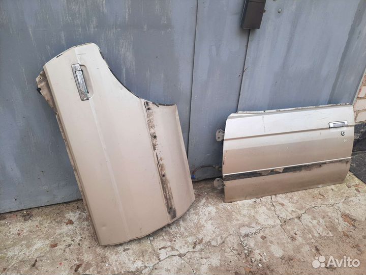 Дверь Toyota Mark 2 GX 71