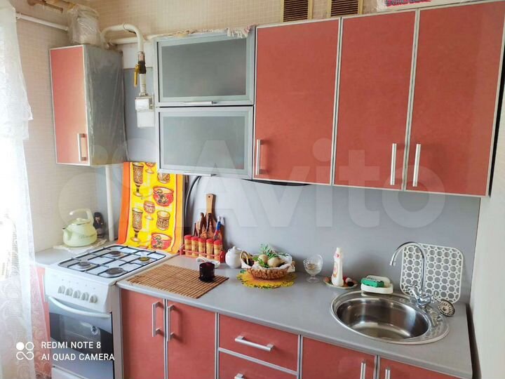 2-к. квартира, 50 м², 3/3 эт.