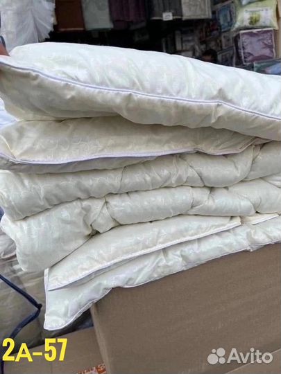 Одеяло и подушки новые