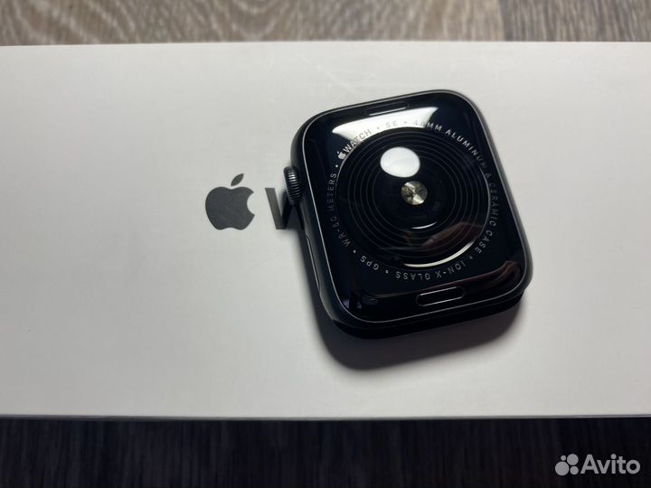 Apple watch SE 44mm Состояние новых