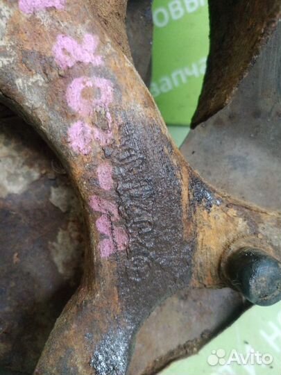 Ступица цапфа кулак передняя правая Mercedes-Benz