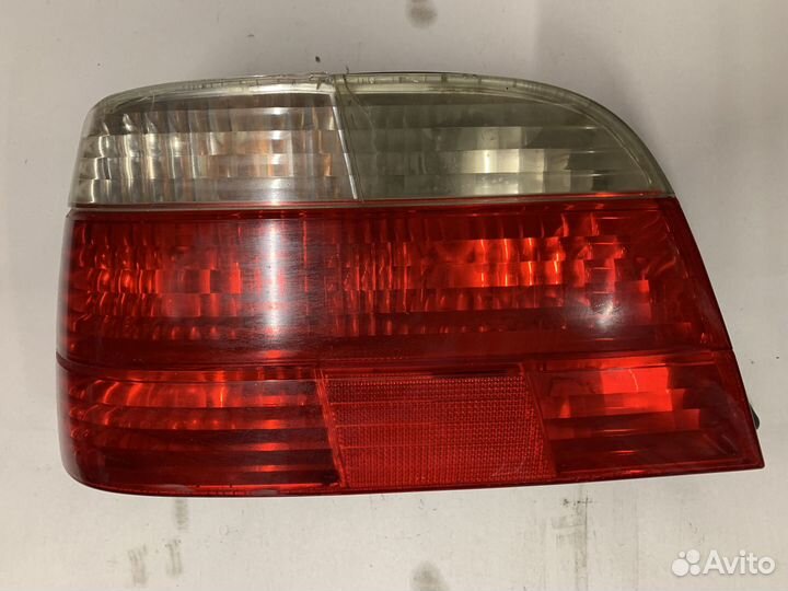 Фонарь задний левый BMW 7 E38