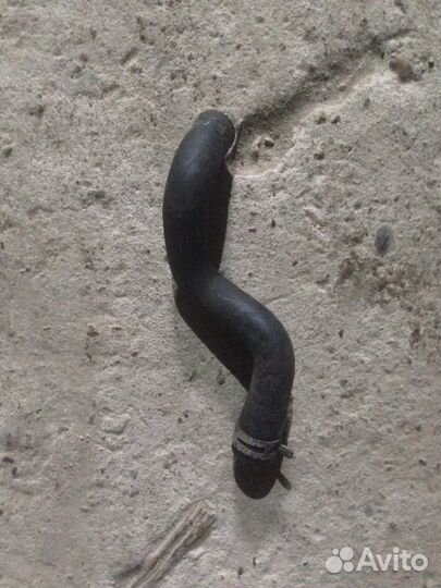 Патрубок бачка Гура 1,6 Форд фокус 2