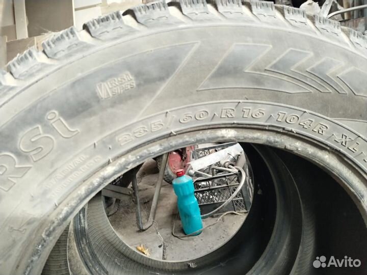 Nokian Tyres Hakkapeliitta RSi 235/60 R16 104