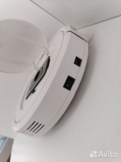 Робот-пылесос Kitfort KT-567