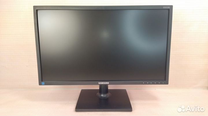 Монитор б/у 21.5