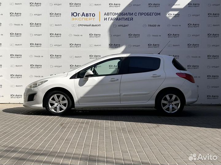 Peugeot 308, 2011