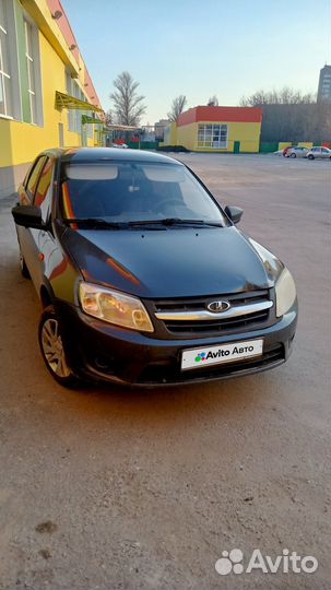 LADA Granta 1.6 МТ, 2015, битый, 125 000 км